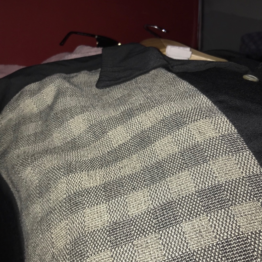 DRESSING SHIRT - Picture 3 of 4